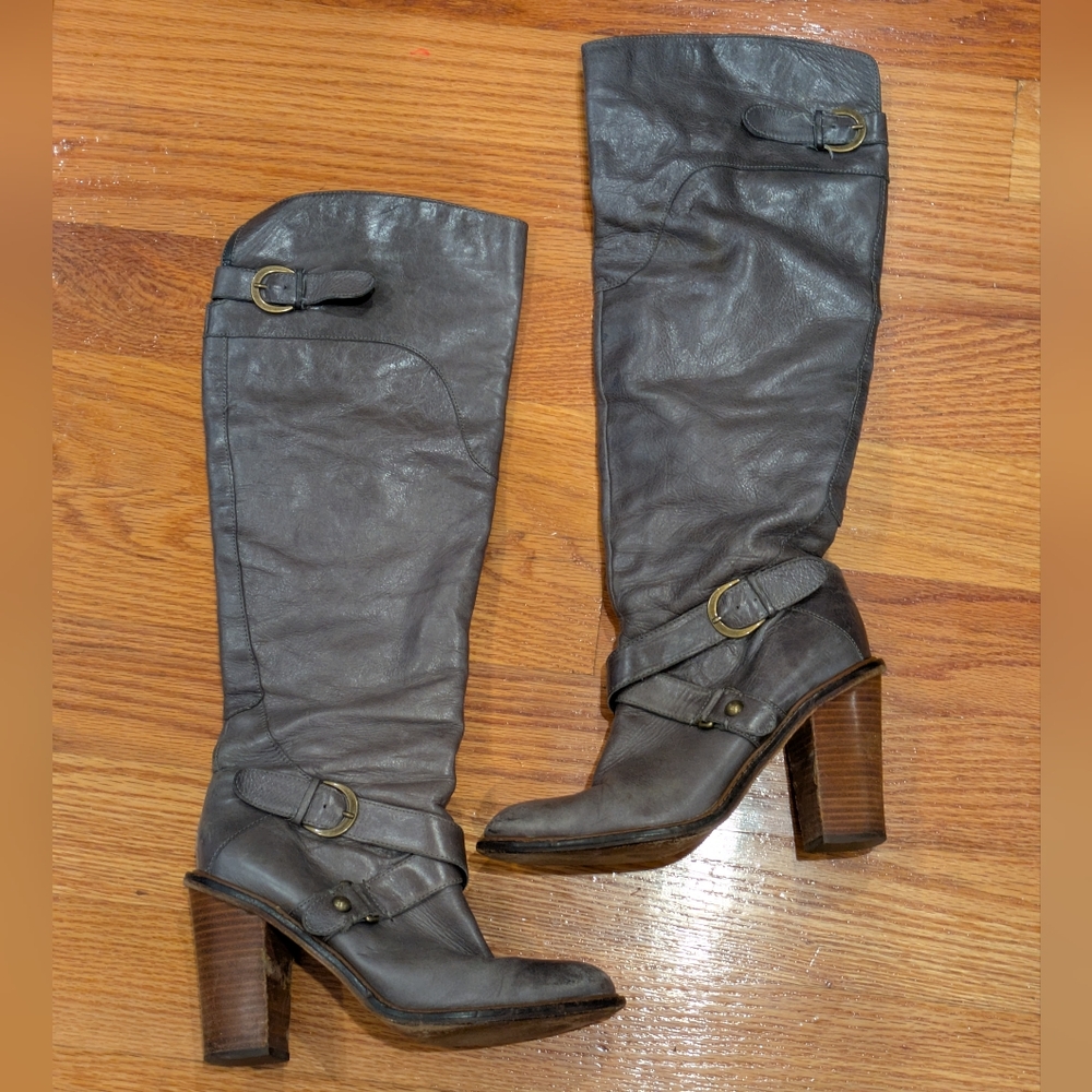 Gray Heeled Boots with Chunky Wooden Heel